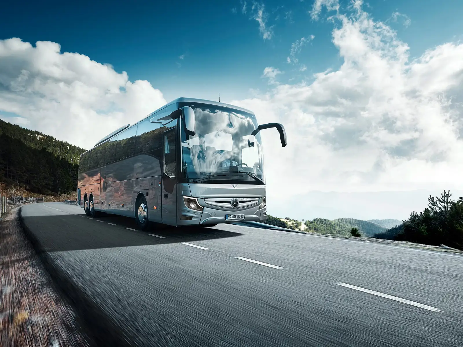 Mercedes-Benz Tourismo